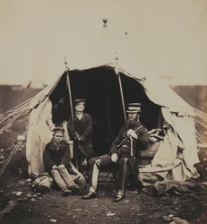 Oberstløjtnant Studholme Brownrigg, CB og de russiske drenge, fra et album med 52 fotografier med tilknytning til Krimkrigen, 1855